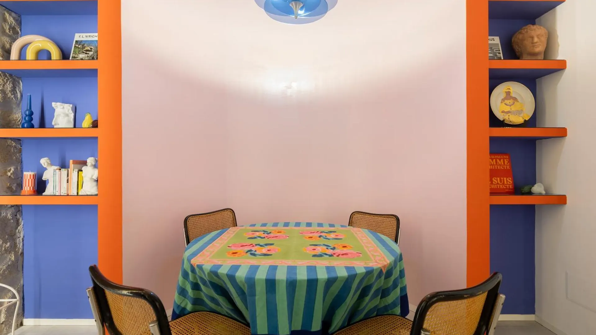 Apartment Montecalvario 34 By Napoliapartments