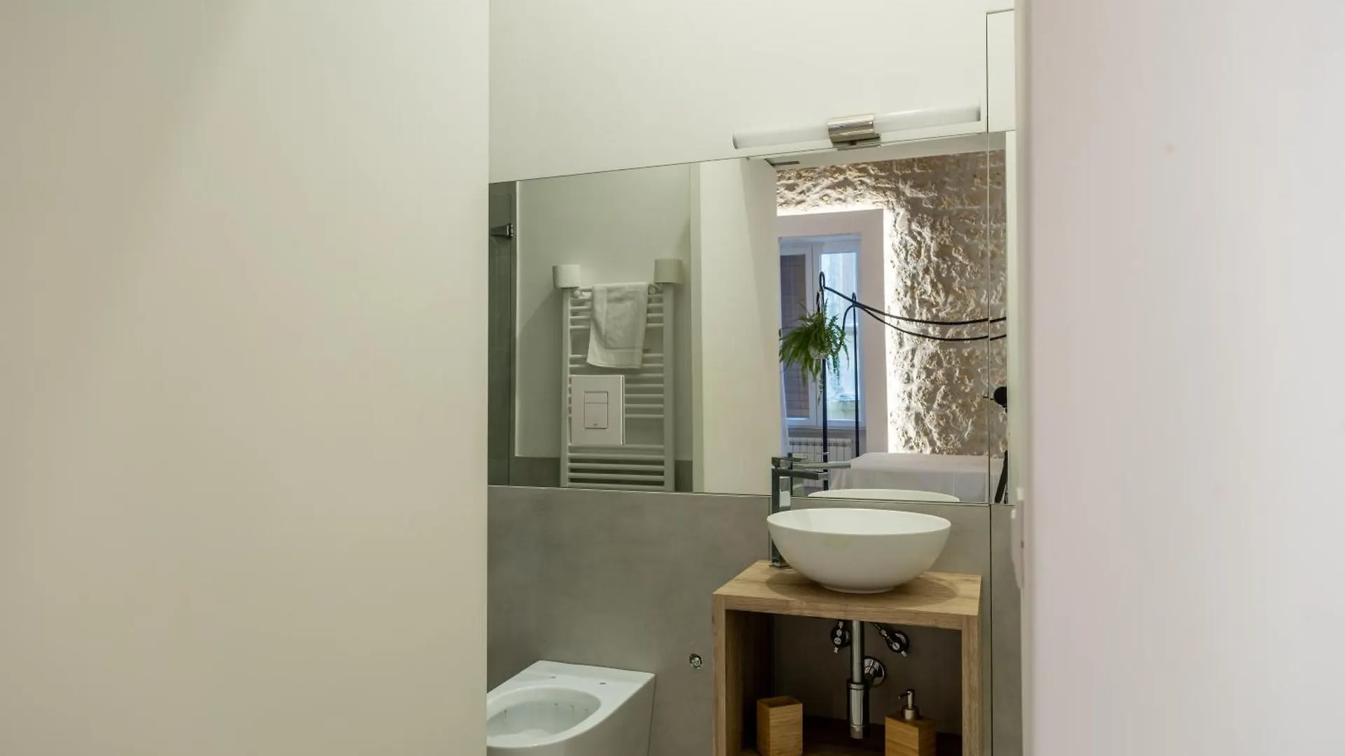 Montecalvario 34 By Napoliapartments Naples